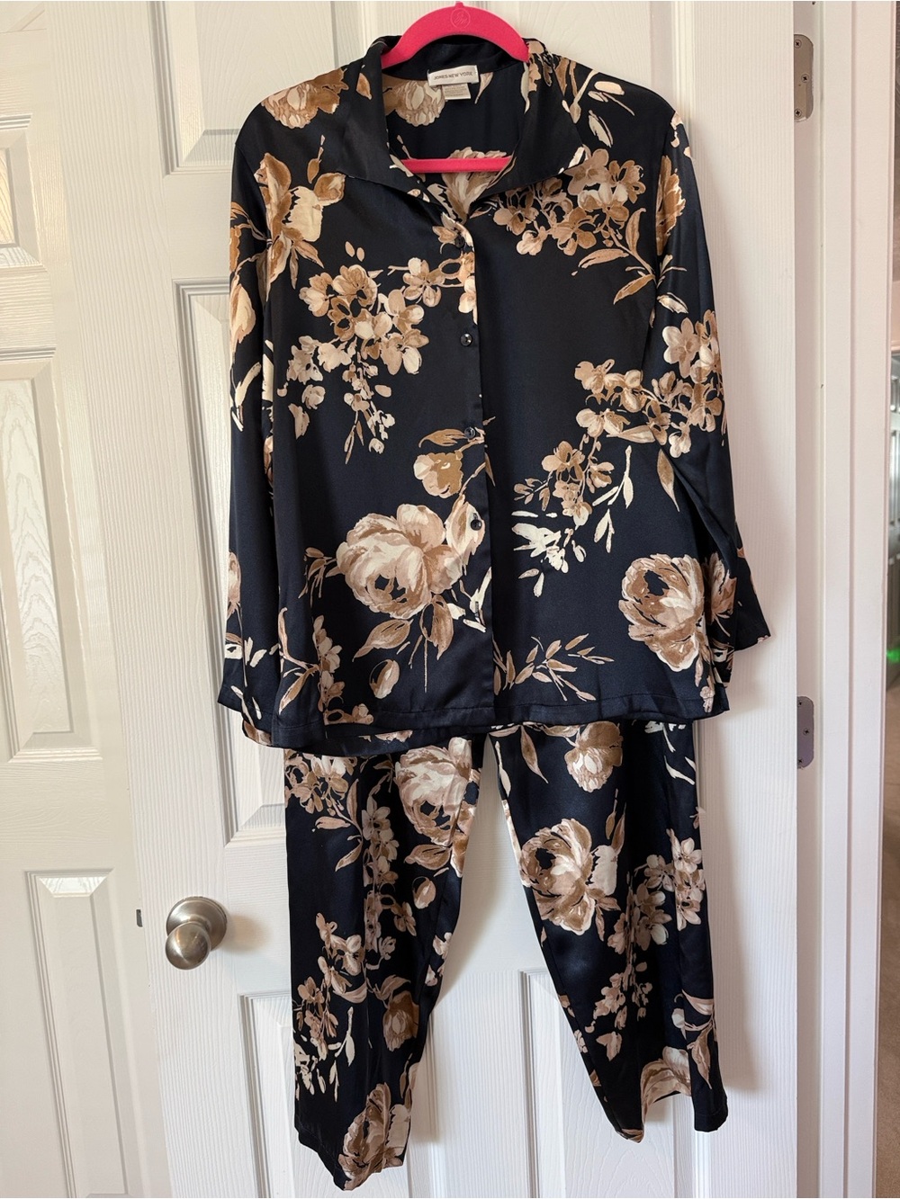 Jones New York Black Floral Satin Pajama Set